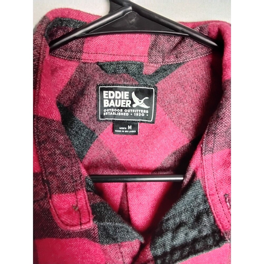 Eddie Bauer Mens Long Sleeve Flannel Shirt Medium Button buffalo Plaid red Black - Picture 2 of 5
